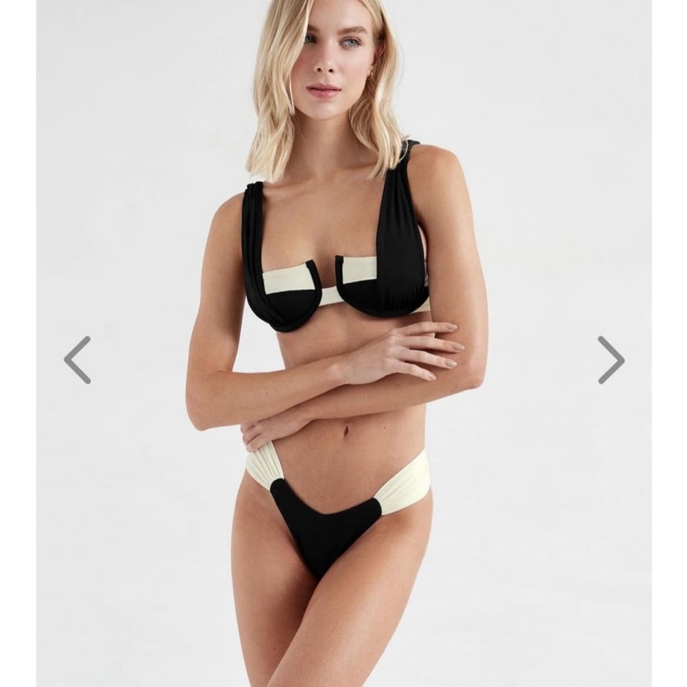 Oneone swimwear nwt color block bikini medium top and bottom